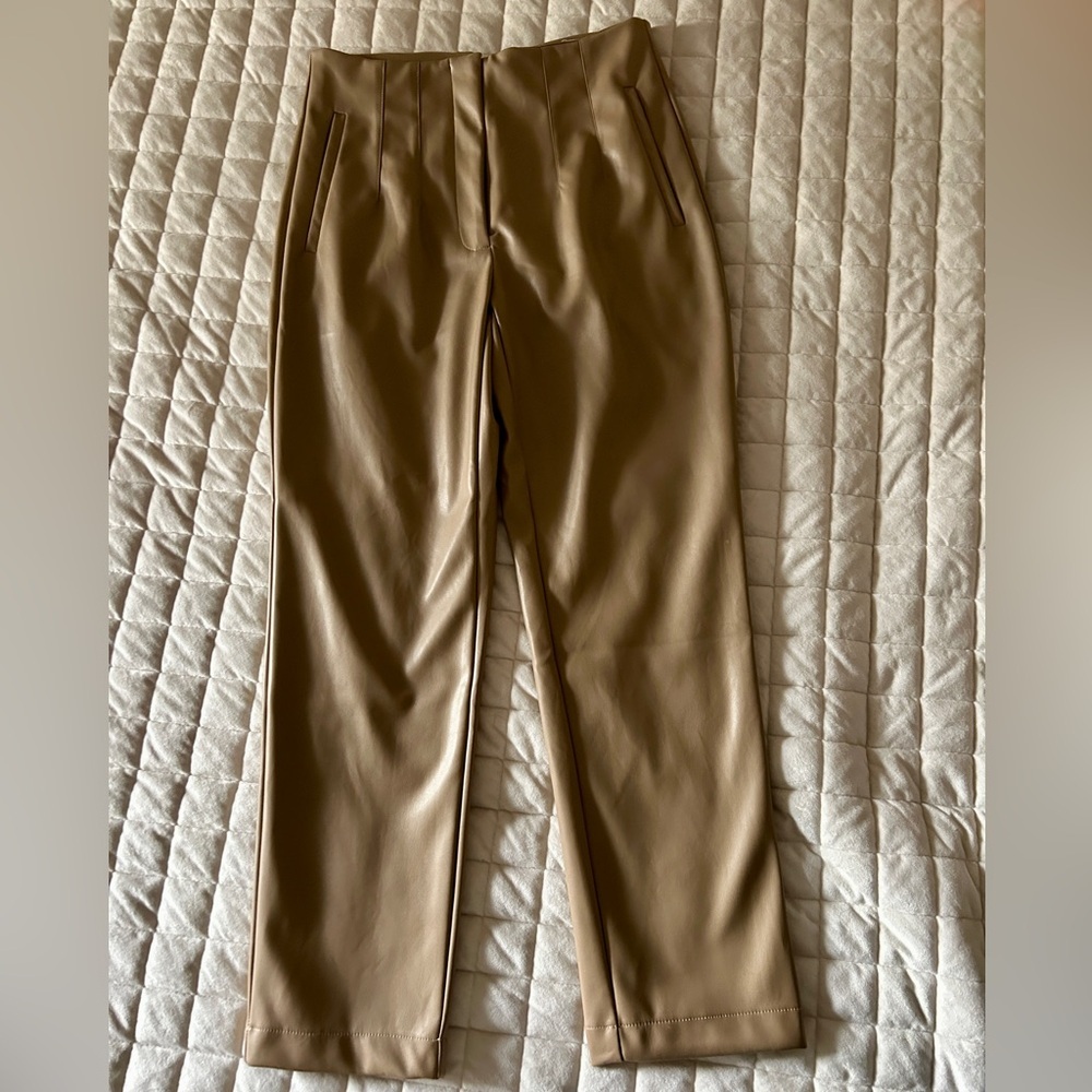 Laundry By Shelli Segal Faux Leather Tan Pants W/ Pleats